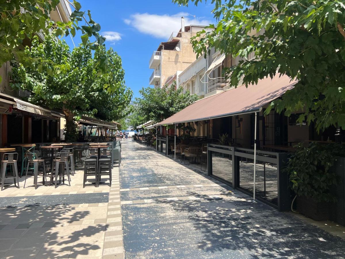 Cosy Guesthouse-Souterrain With Garden In City Center Corinth Exterior photo